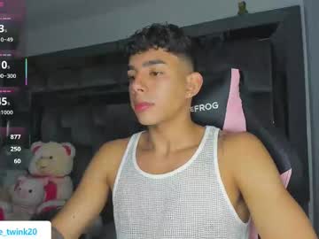 andrew_twink18 — 2025-10-16 04:35 andrew_twink18 — 2025-10-16 04:35