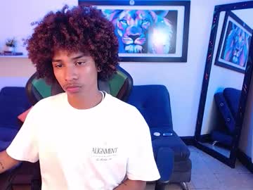 angell18_ — 2025-10-23 01:06 angell18_ — 2025-10-23 01:06