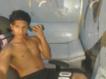 bull_cam — 2025-10-22 21:53 bull_cam — 2025-10-22 21:53