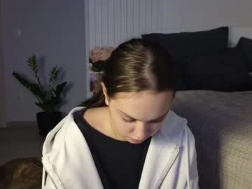 evi_woow — 2025-10-27 21:11 evi_woow — 2025-10-27 21:11