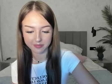 go0d_grl — 2025-10-13 14:15 go0d_grl — 2025-10-13 14:15