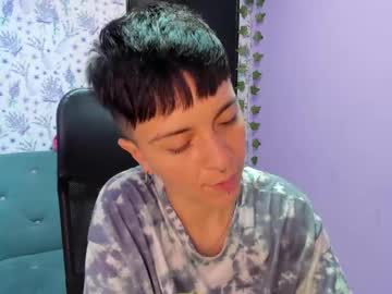 hothannah_ — 2025-09-24 06:08 hothannah_ — 2025-09-24 06:08