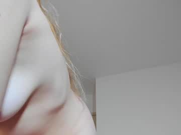 mia_meows — 2025-10-29 14:22 mia_meows — 2025-10-29 14:22