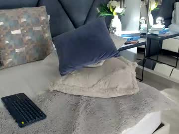 mia_roswell — 2025-10-26 06:08 mia_roswell — 2025-10-26 06:08