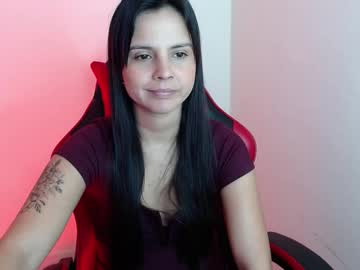 miarobinn_ — 2025-10-14 12:25 miarobinn_ — 2025-10-14 12:25