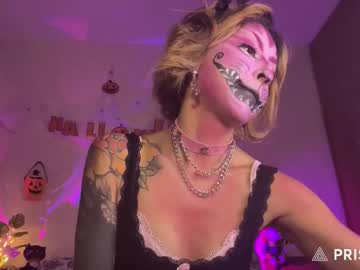 mooncinna — 2025-10-24 23:44 mooncinna — 2025-10-24 23:44