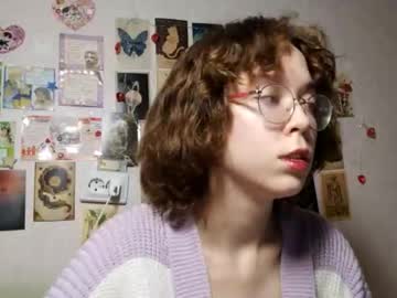 shy_kiss_twinkle_bloop — 2025-09-19 15:57 shy_kiss_twinkle_bloop — 2025-09-19 15:57