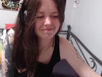 sk8t3rgurl — 2025-10-25 11:48 sk8t3rgurl — 2025-10-25 11:48