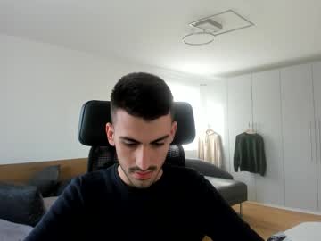 yoda130305 — 2025-10-31 13:56 yoda130305 — 2025-10-31 13:56